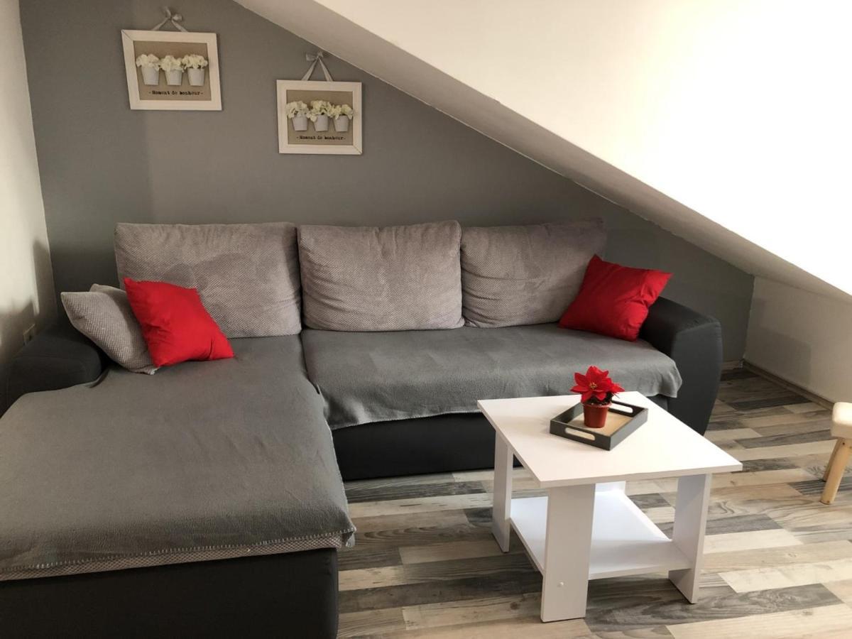 Charming Rijeka City Center Apartment Renee Exterior foto